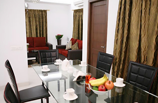 Couple friendly stays in OMR